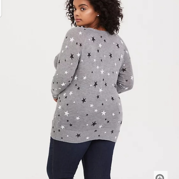 Torrid 00 GREY STAR PULLOVER SWEATER NWT - Picture 4 of 5